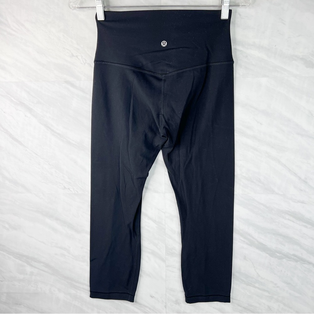 Lululemon Wunder Under Crop 6